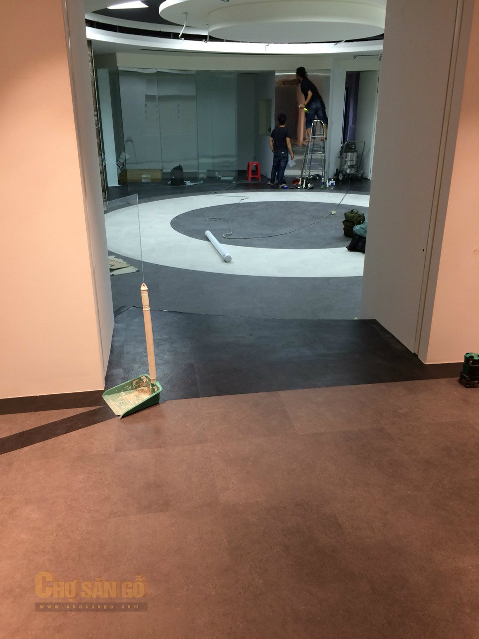 Sàn nhựa giả đá Deluxe Tile